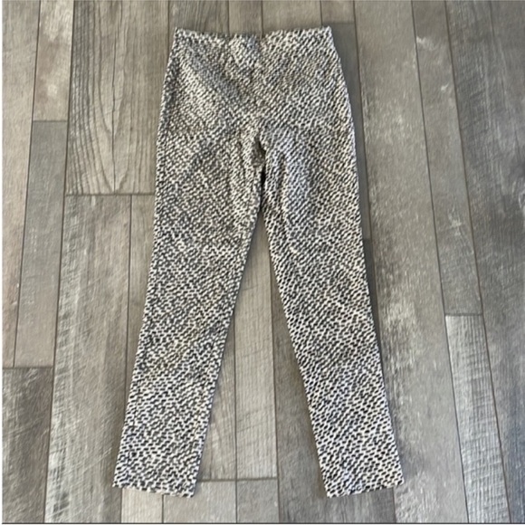 Who What Wear Size 2 Printed Pull-On Elastic Waist Pants. - Picture 5 of 6